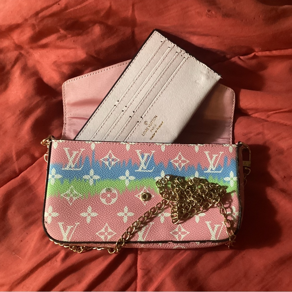 Pink chain purse